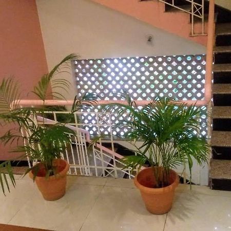 Отель Gunrock Manor Secunderabad Экстерьер фото